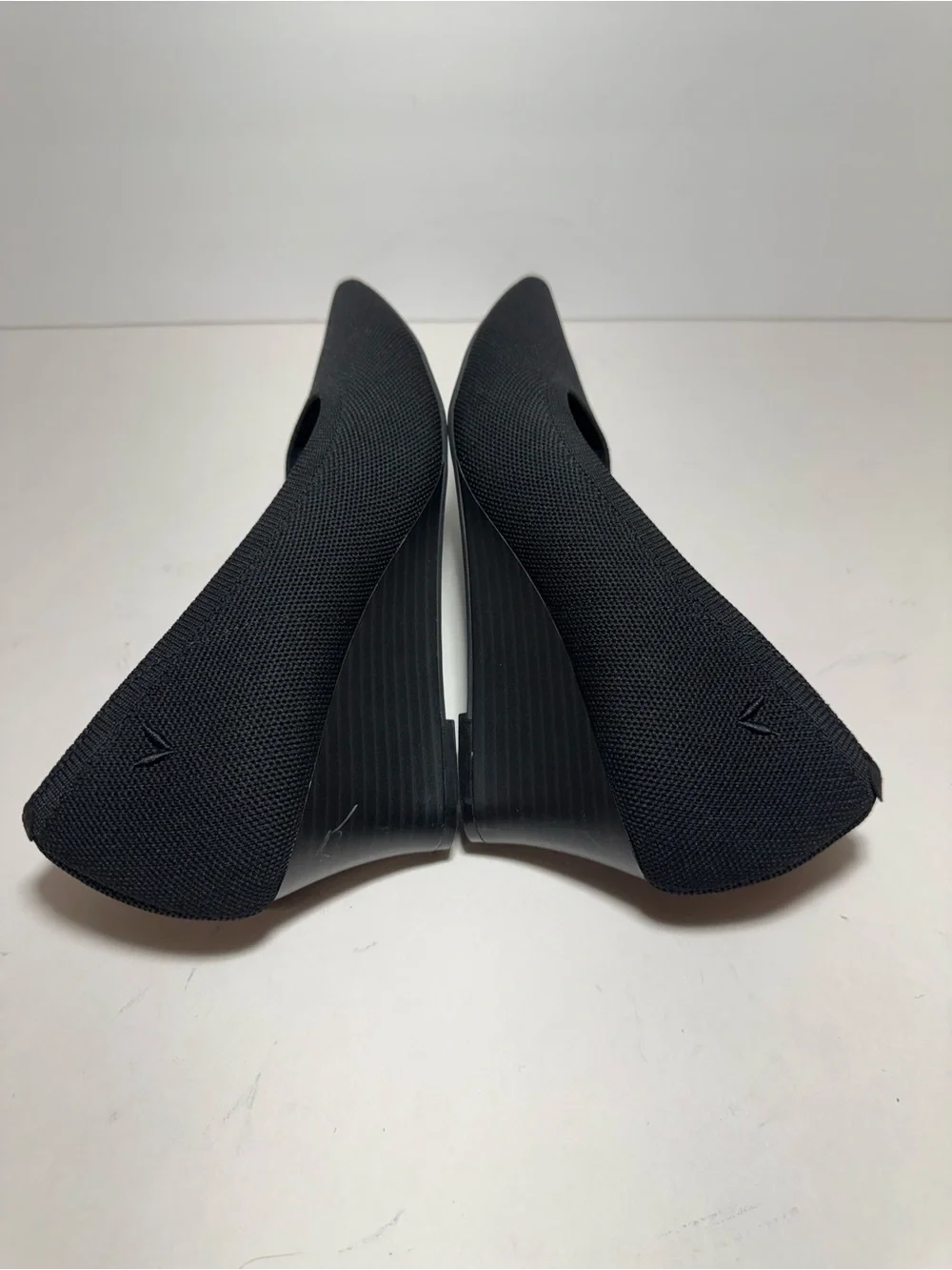 VIVAIA Pointed-Toe Wedge (Aria Wedge Pro) Black Shoes Size EU/39.5 US/8.5